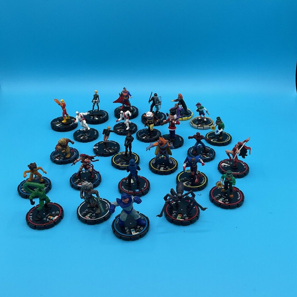Lot of 26 Wizkids Heroclix Figures Game Pieces DC MARVEL .2002-2012 Mixed